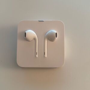Apple Wired Earphones